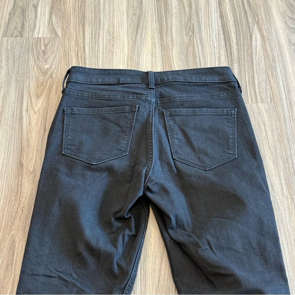 Old Navy Power Slim Straight Hi-Rise Black Jeans - Picture 9 of 9